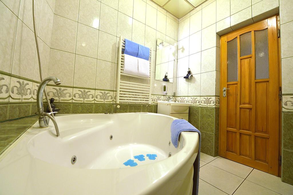 Atlas Accommodation ブカレスト 部屋 写真