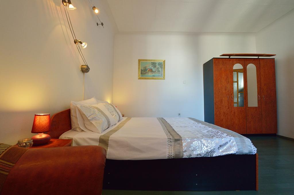 Atlas Accommodation ブカレスト エクステリア 写真